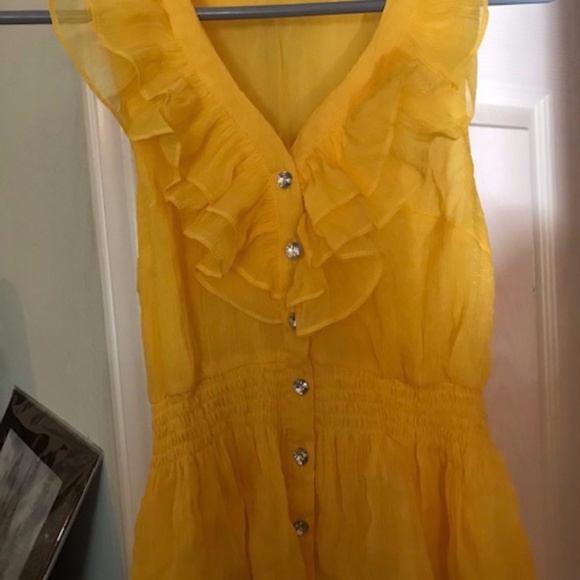 Marineblu Tops - NWOT Yellow sleeveless ruffle blouse